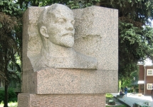 Памятник Ленину у Невской заставы. Фото с сайта citywalls.ru