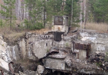Развалины ракетной шахты. Фото с сайта stalkersworld.ru