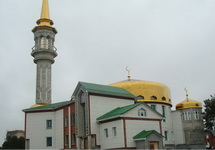 Мечеть в Сургуте. Фото: islamcenter.ru