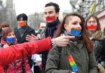Акция ЛГБТ "День молчания". Фото Л.Барковой/Грани.Ру