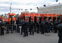 Рамки металлоискателей на митинге 6 мая 2012 года. Фото Юрия Тимофеева/Грани.Ру