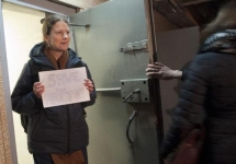Ана Масьель выходит из СИЗО. Фото: Greenpeace