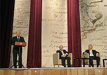 Владимир Путин на заседании российского литературного собрания. Фото пресс-службы президента