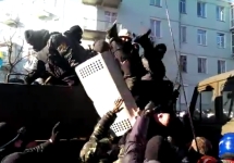 Столкновения в Киеве 17 февраля. Кадр видеосъемки