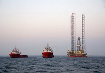 Нефтедобывающая платформа у берегов Крыма. Фото: lb.ua