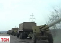 Колонна военной техники под Донецком. Кадр ТСН