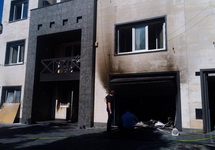 Дом Олега Царева под Днепропетровском после поджога. Фото с ФБ-страницы депутата