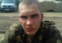Задержанный на Украине российский десантник. Фото СБУ