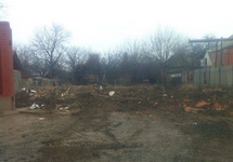 На месте снесенного дома в Гудермесе. Фото с ФБ-страницы Елены Милашиной