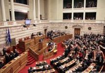 Заседание парламента Греции. Фото: hellenicparliament.gr