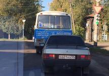 Автобус с предполагаемыми карусельщиками. Буй, Костромская область. Фото: @Maximmotin