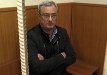 Вячеслав Гайзер в Басманном суде. Кадр LifeNews