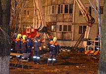 На месте взрыва в Волгограде. Фото с сайта mchs.gov.ru