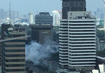 Взрывы в Джакарте. Фото: twitter.com/Conflicts