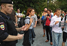 На площади Яузских ворот 26.07.2015. Фото Дмитрия Борко/Грани.Ру