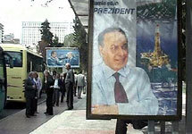 Выборы в Азербайджане. Фото с сайта NEWSru.com
