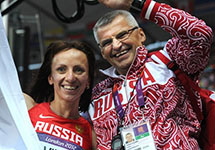 Владимир Казарин и Мария Савинова. Фото: runners.ru