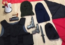 Вещи, якобы найденные при обыске у жительницы Мозыря. Фото: mvd.gov.by