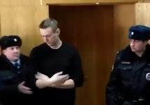 Алексей Навальный в Тверском суде. Кадр Грани-ТВ