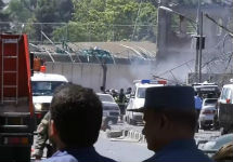 На месте взрыва в Кабуле. Кадр из видео с youtube-канала tolonewslive