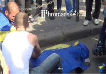Погибший в столкновениях в Одессе 2 мая 2014 года. Кадр Hromadske.tv