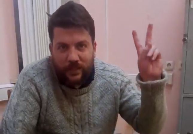 Суд арестовал Леонида Волкова 30 суток за призывы к 