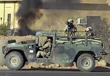 Американский патруль в Багдаде. Фото Reuters