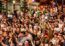 В Хабаровске продолжаются протесты, Дегтярев отказался выйти к народу