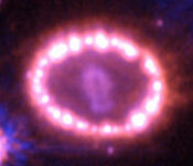 Снимки остатка сверхновой звезды 1987A показывают, что никаких признаков образования нейтронной звезды, скрывающейся в его сердц