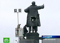 	Памятник Ленину на Финлядском вокзале. Кадр НТВ