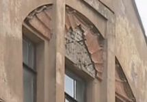 Дом Лишневского после уничтожения горельефа. Кадр канала "Культура"