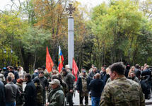 Открытие памятника "героям Донбасса". Фото: svoboda.org