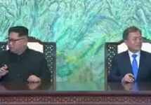 Ким Чен Ын и Мун Чжэ Ин. Кадр CNN