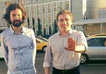 Игорь Зубер и Александр Каргин (справа) после опроса в ЦПЭ. Фото: ФБ-страница Каргина