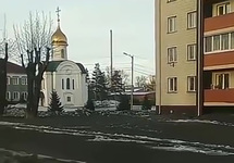 Черный снег в Кисeлевске. Кадр видео region42_kemerovo
