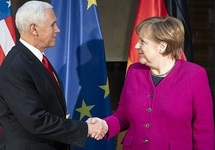 Майк Пенс и Ангела Меркель в Мюнхене. Фото из твиттера @VP