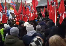 Митинг на Суворовской площади. Кадр трансляции
