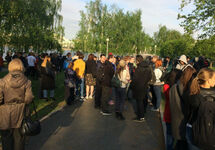 Акция за сохранение сквера в Екатеринбурге. Фото: Грани.Ру