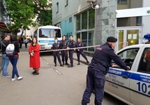 Полиция ищет бомбу на фестивале "Бок о бок". Фото: Грани.Ру
