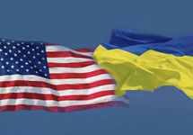 Флаги США и Украины. Коллаж "РБК-Украина"