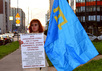 Ольга Смирнова на пикете в поддержку крымских татар. Стратегия-18. Фото Динара Идрисова