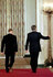 Владимир Путин и Джордж Буш покидают пресс-конференцию. Фото AP
