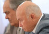 Юрий Лужков, на заднем плане - Ментимер Шаймиев. Фото с сайта president.kremlin.ru
