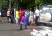 Штаб волонтеров на Адагумской улице в Крымске. Фото из твиттера Сурена Газаряна