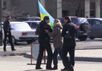Украинский флаг на Первомае в Архангельске. Фото Д.Зыкова