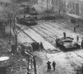 Будапешт, 1956. Подбитые и захваченные советские танки.