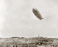 37. Дирижабль в небе над Иерусалимом. 1931 г.