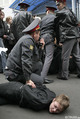 4. Возникшая милиция начинает задержание. Фото Д.Борко/Грани.Ру