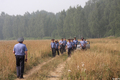 На Старбеевское поле в Химках прибыли сотрудники милиции. Фото Л.Барковой