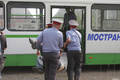 Для доставки задержанных активистов в отделение милиции использовался рейсовый автобус. Фото Л.Барковой